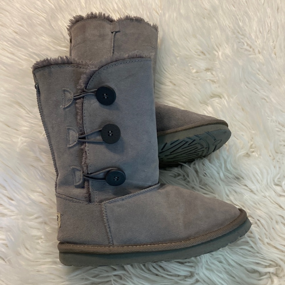 UGG Bailey Boots size W3.5 very good condition see pictures and video - Picture 1 of 17